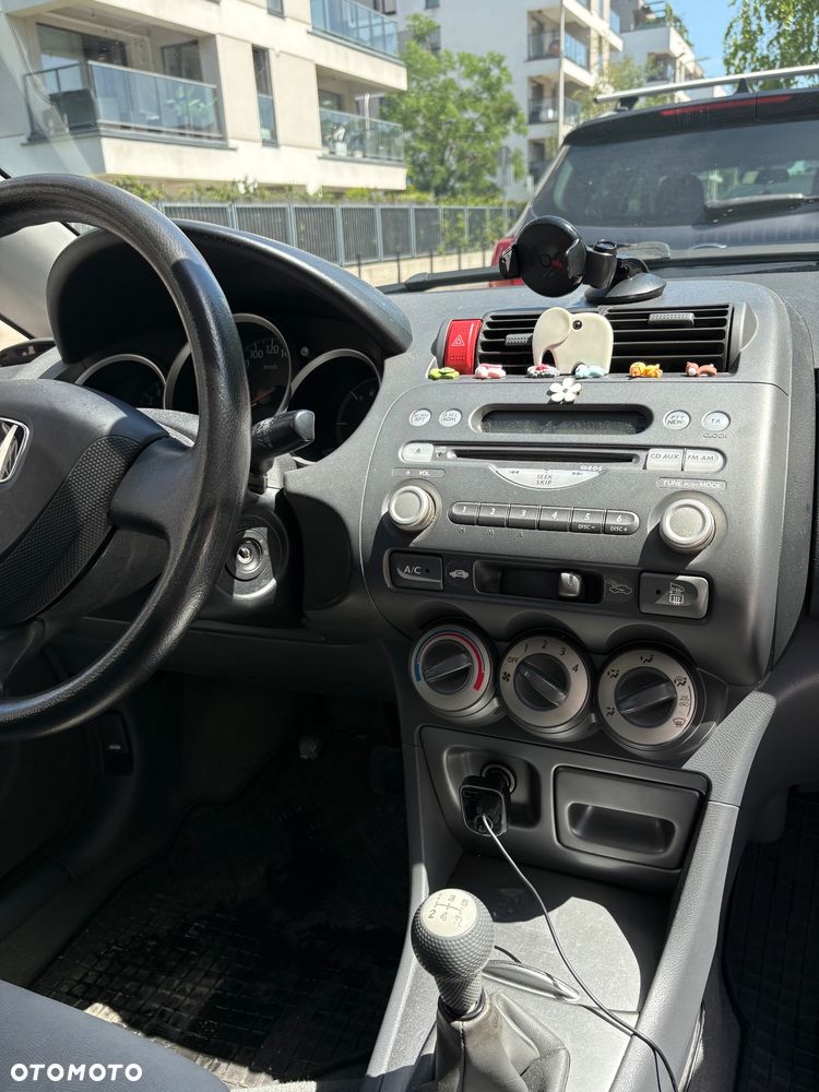 Honda City 1.4 Comfort - 12