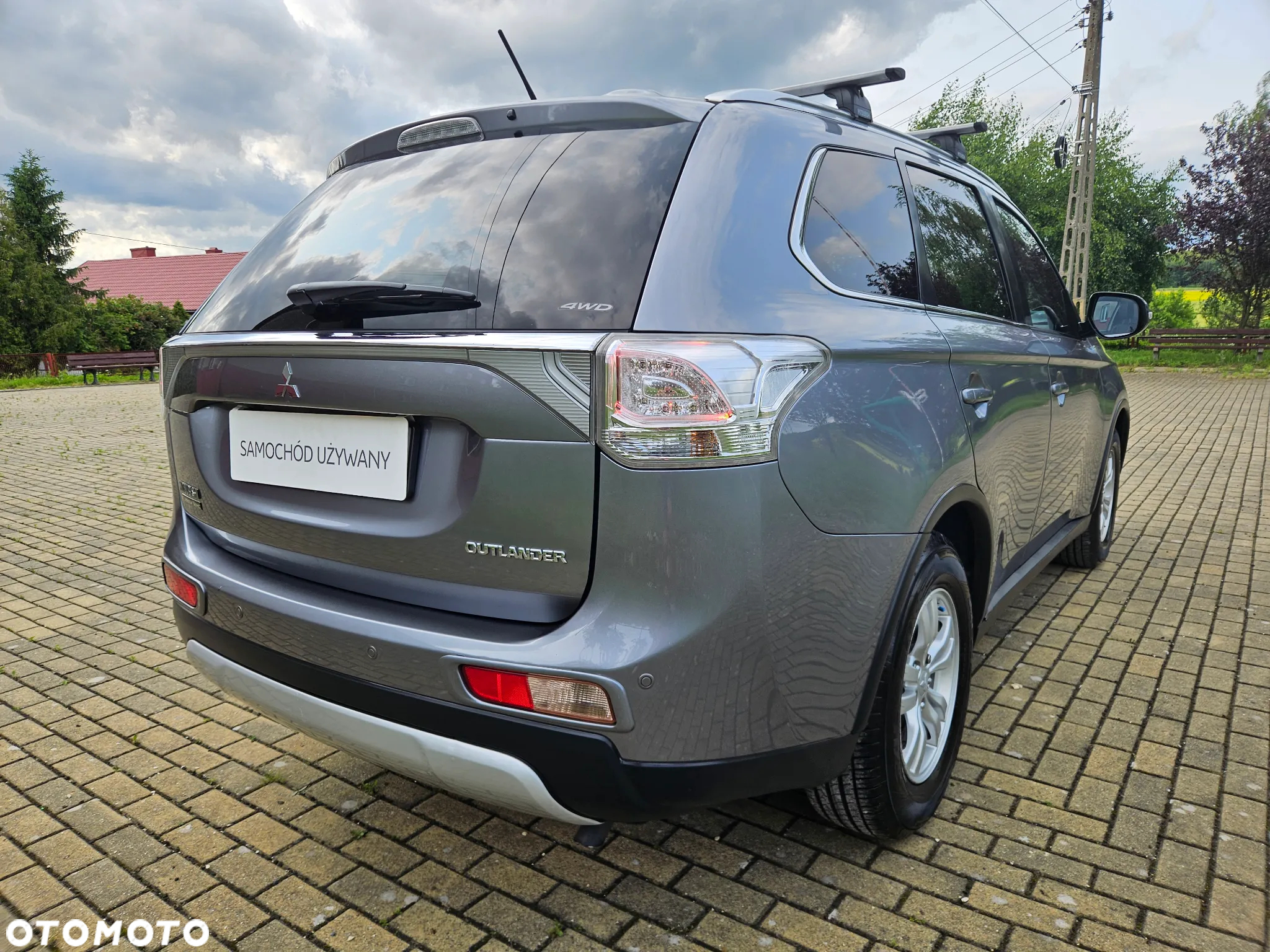 Mitsubishi Outlander 2.0 Intense CVT - 8