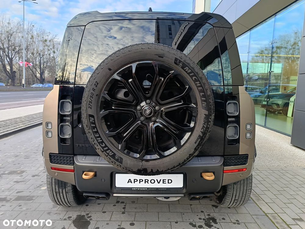 Land Rover Defender - 6