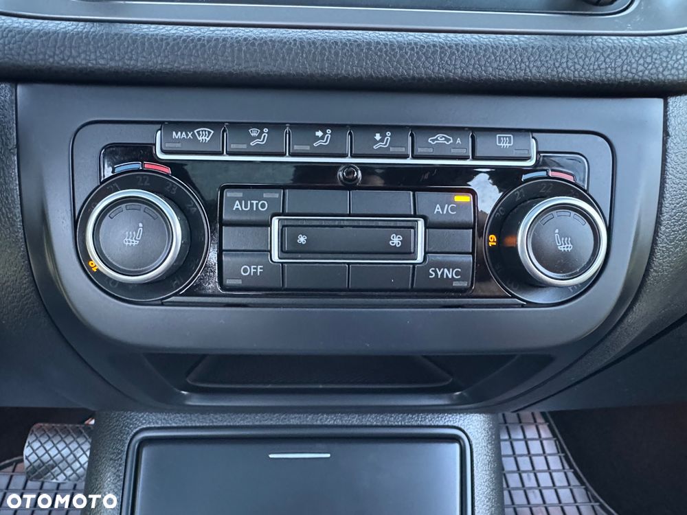 Volkswagen Tiguan 2.0 TDI DPF 4Motion BlueMotion Technology DSG Lounge Sport & Style - 38