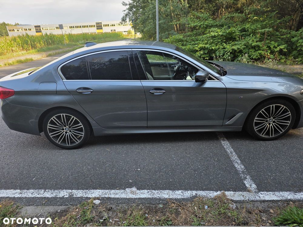 BMW Seria 5 520d xDrive mHEV M Sport sport - 7