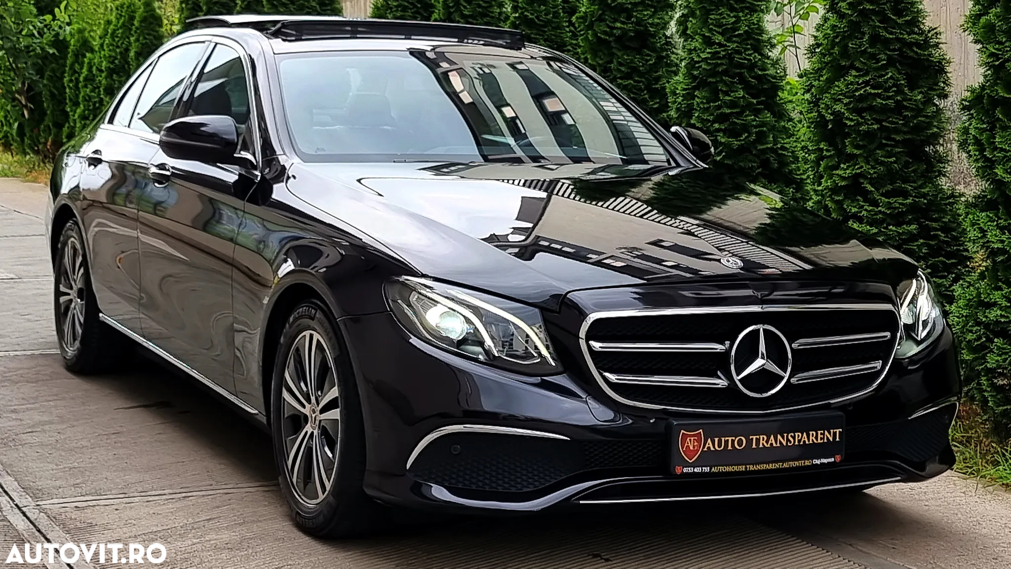 Mercedes-Benz E 220 d T 9G-TRONIC Avantgarde - 28