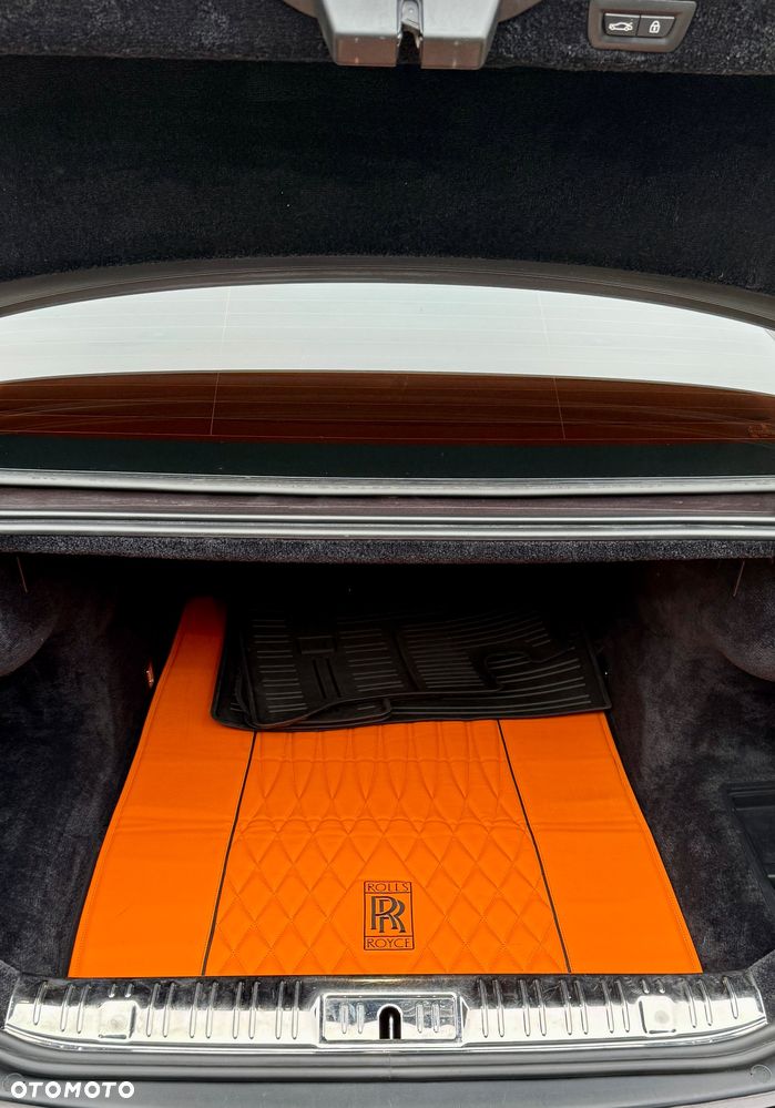 Rolls-Royce Wraith Black Badge - 33