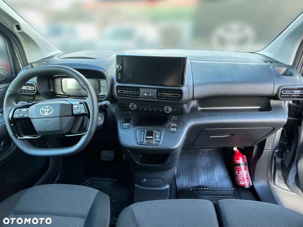 Toyota Proace City - 23