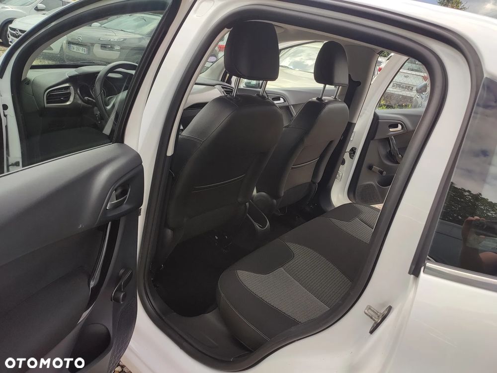 Citroën C3 Pure Tech 110 Stop&Start RED BLOCK - 18
