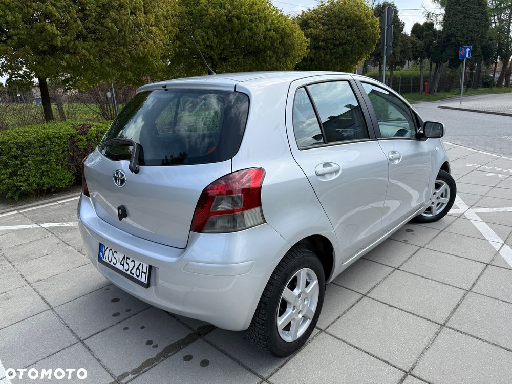 Toyota Yaris 1.33 VVT-i Cool+ - 18