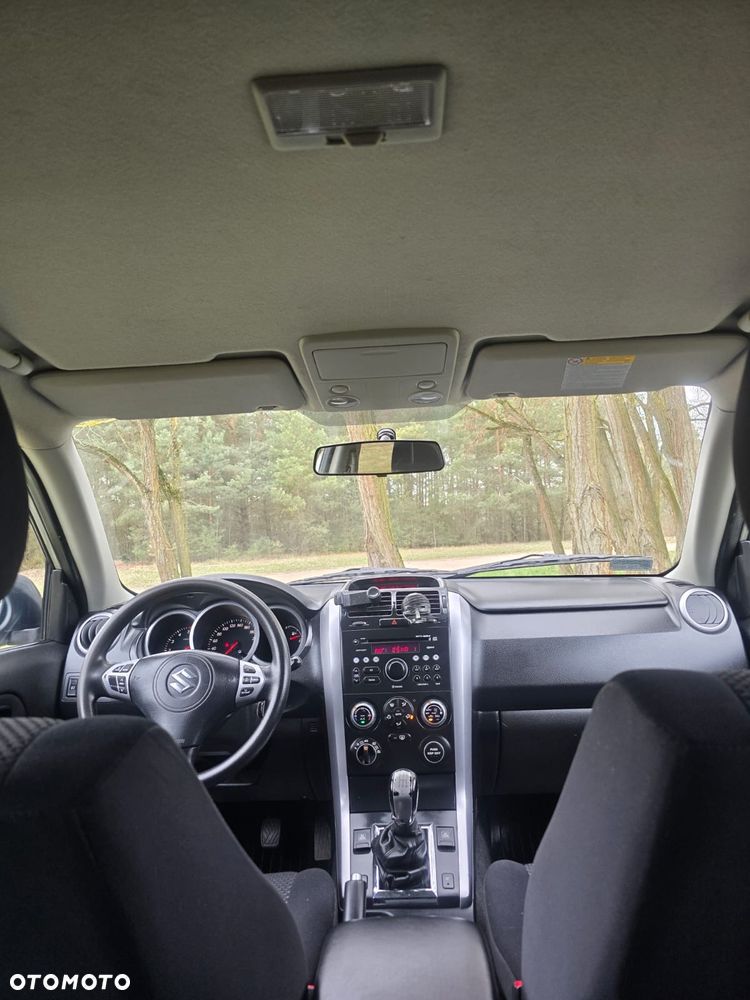 Suzuki Grand Vitara 1.9 DDiS - 11