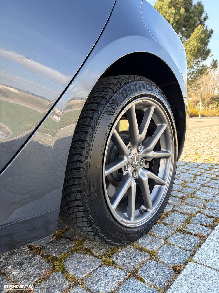 Tesla Model 3 Standard Range Plus RWD - 25