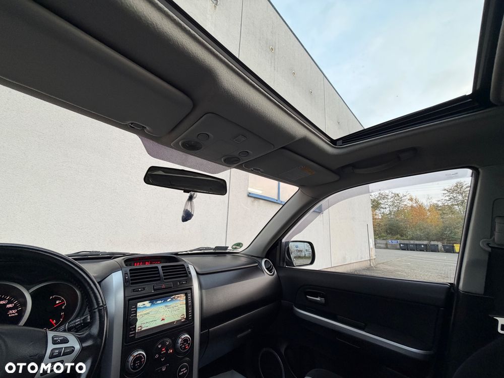 Suzuki Grand Vitara 1.9 DDiS 20th Anniversary - 9