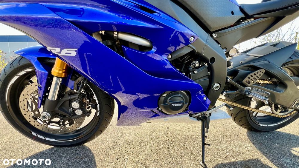 Yamaha R6 - 8