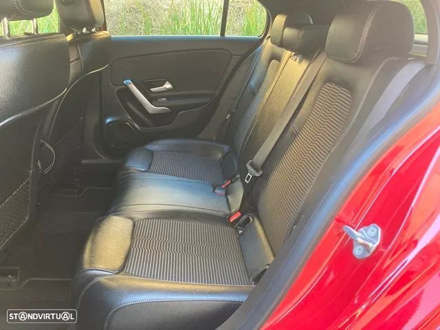 Mercedes-Benz A 180 d 8G-DCT Edition 2021 - 32