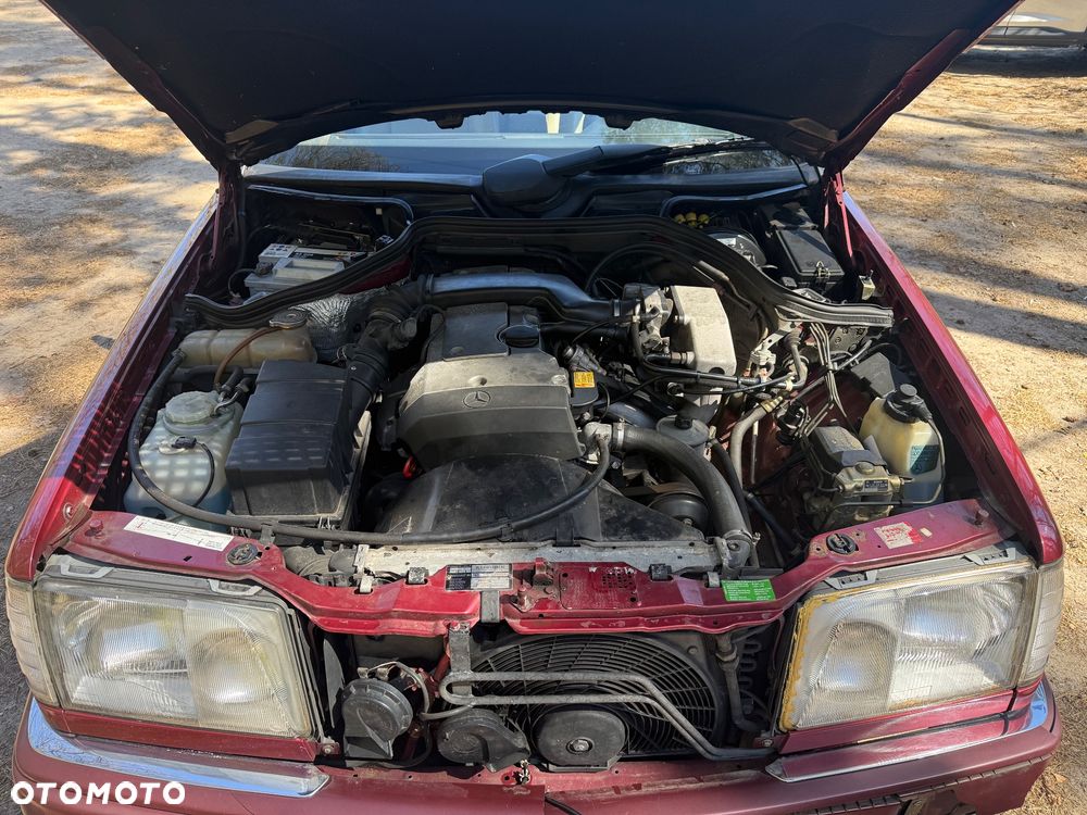 Mercedes-Benz W124 (1984-1993) - 25