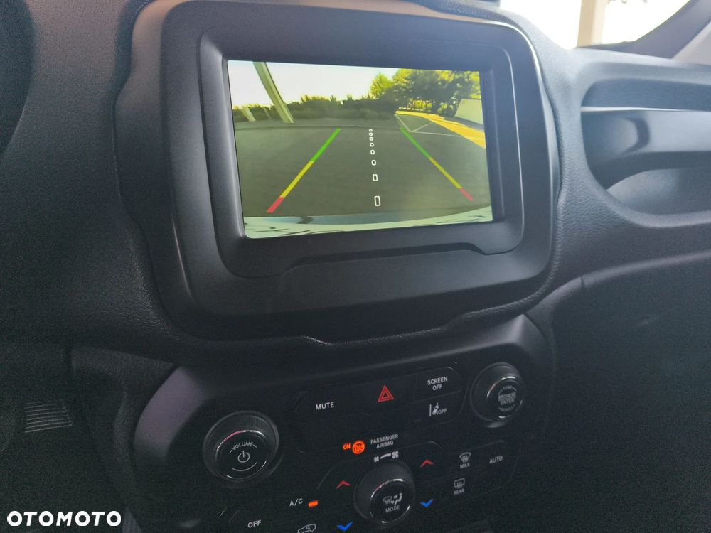 Jeep Renegade 1.5 T4 mHEV Limited FWD S&S DCT - 28