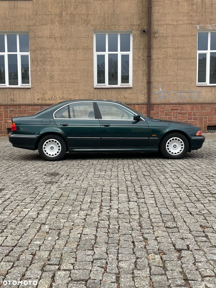 BMW Seria 5 - 12