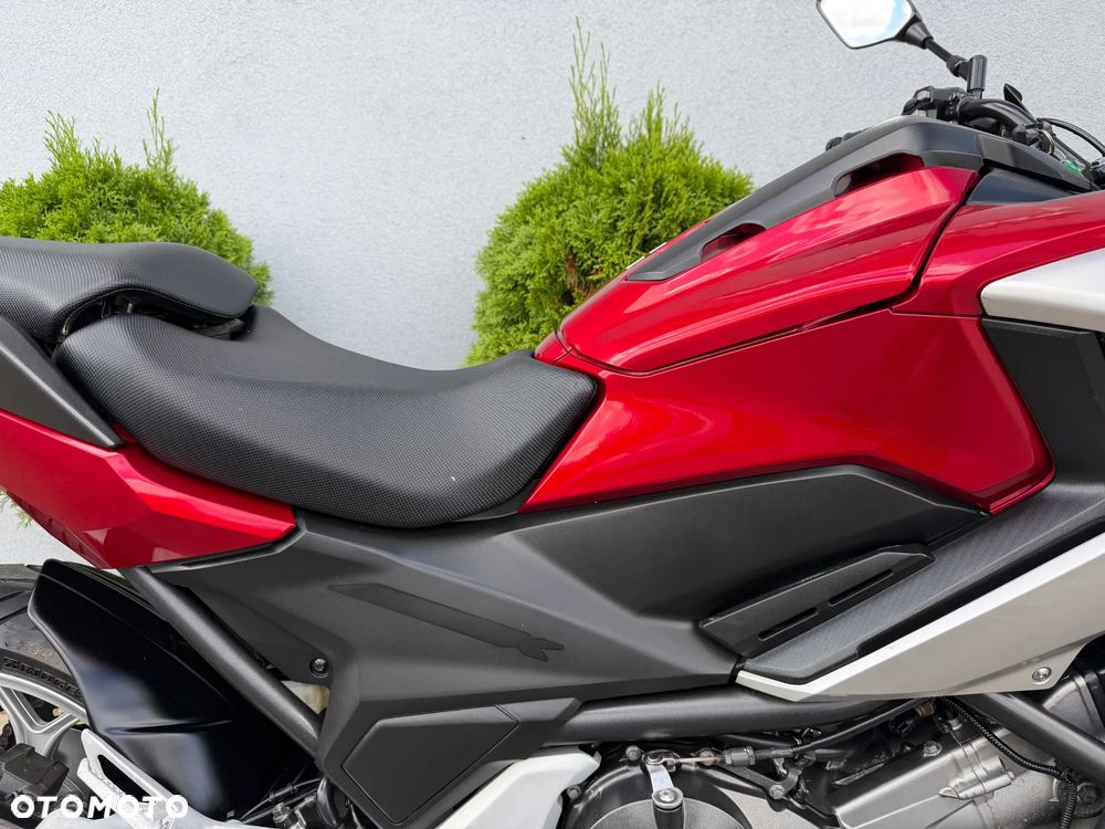 Honda NC - 17