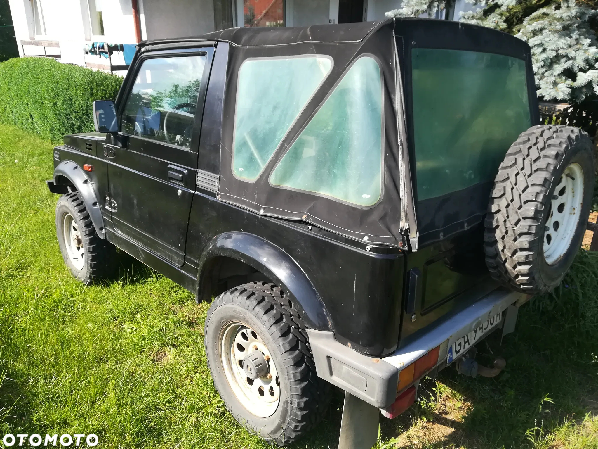 Suzuki Samurai 1.3 JX Canvas Top - 2