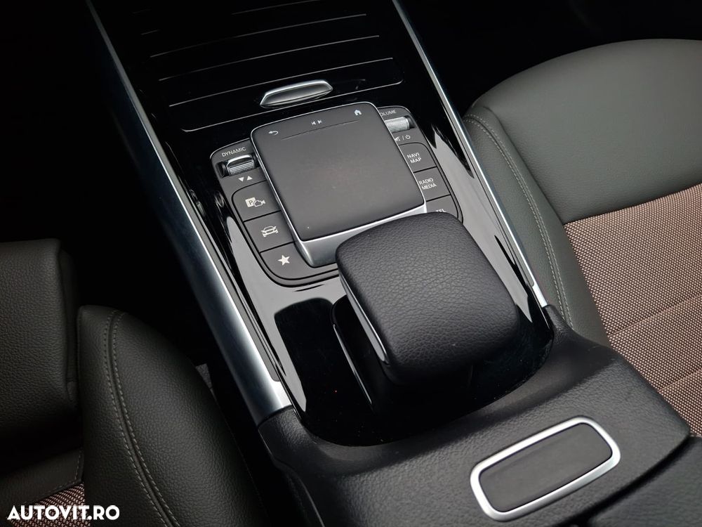Mercedes-Benz EQA 250 - 33