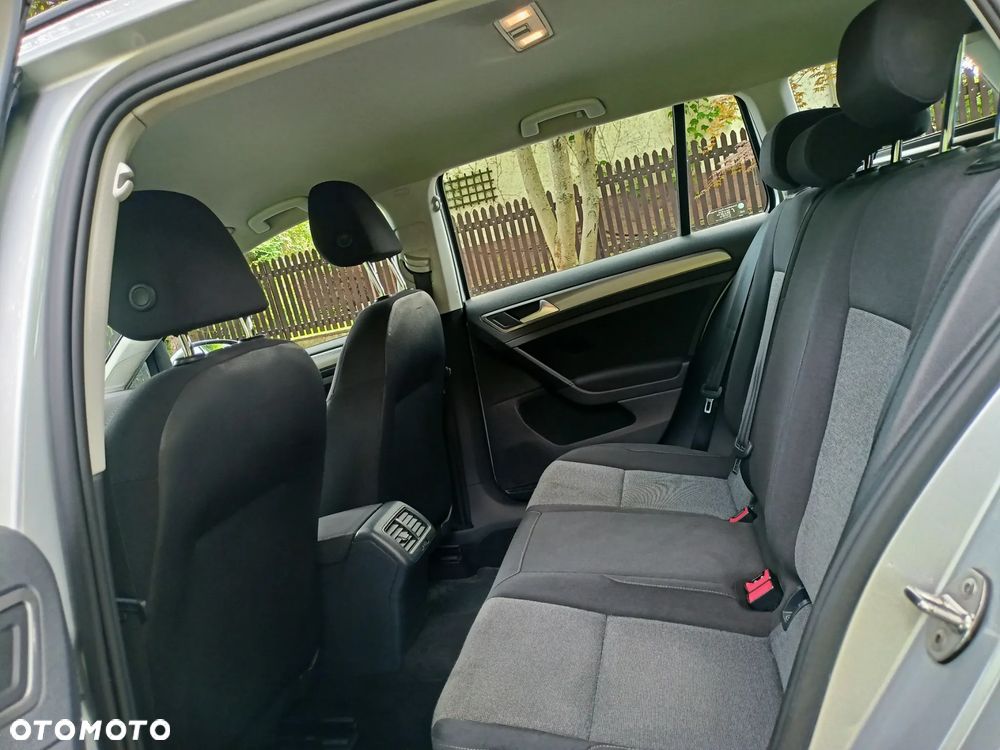 Volkswagen Golf 1.6 TDI BlueMotion Trendline - 10