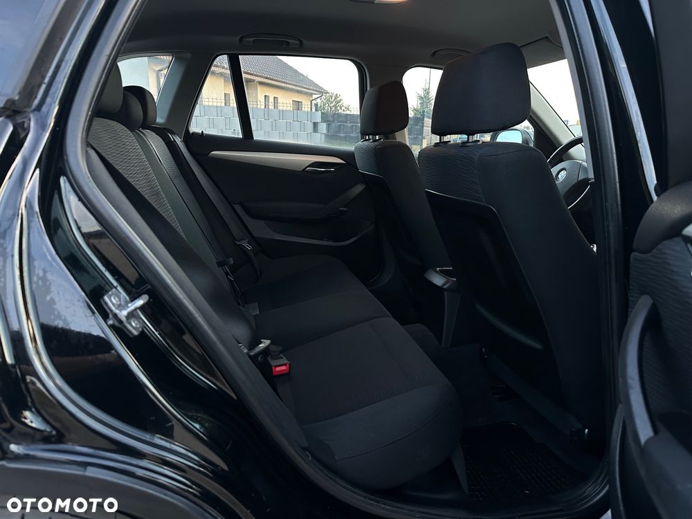 BMW X1 xDrive18d xLine - 21