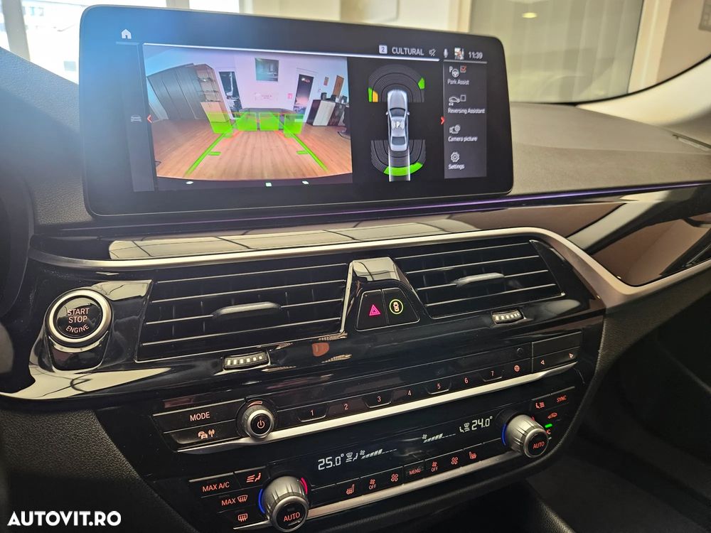 BMW Seria 5 520d xDrive AT MHEV - 27