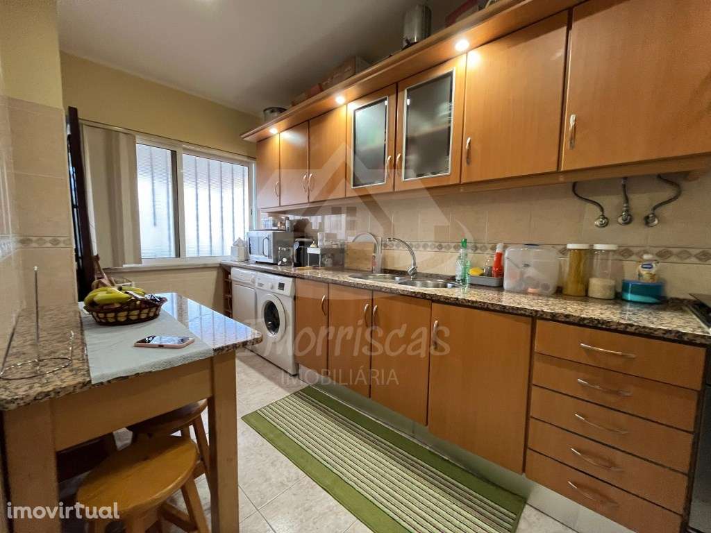 Apartamento T2+1 em prédio com elevador, em S. João da Talha - Grande imagem: 4/29