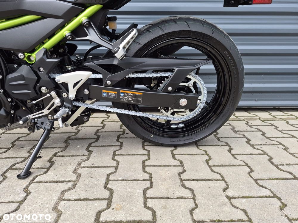 Kawasaki Z - 17