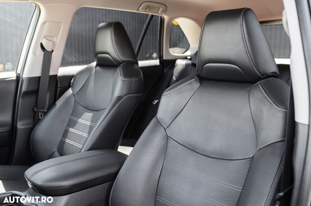 Toyota RAV4 2.5 VVT-iE 4x4 Luxury - 18