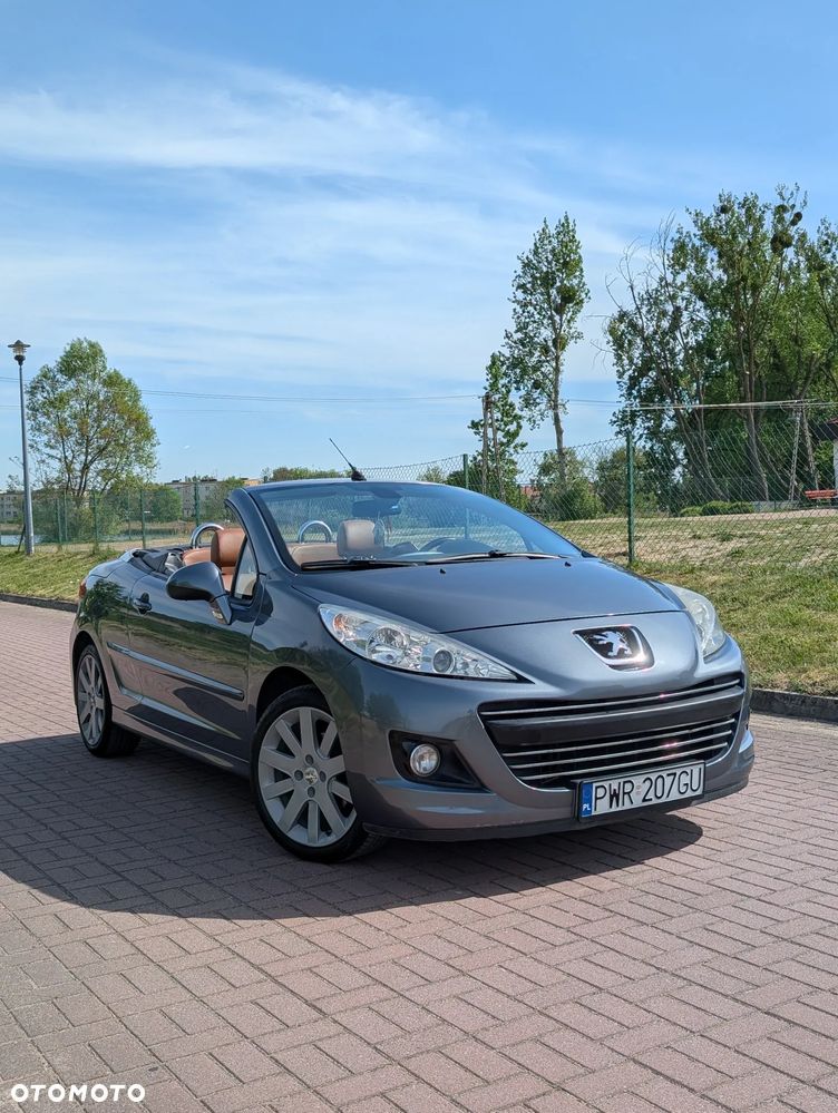 Peugeot 207 CC - 1
