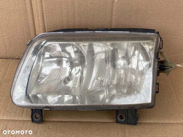 Reflektor Lewy Lampa Lewa Volkswagen Polo III 1999-