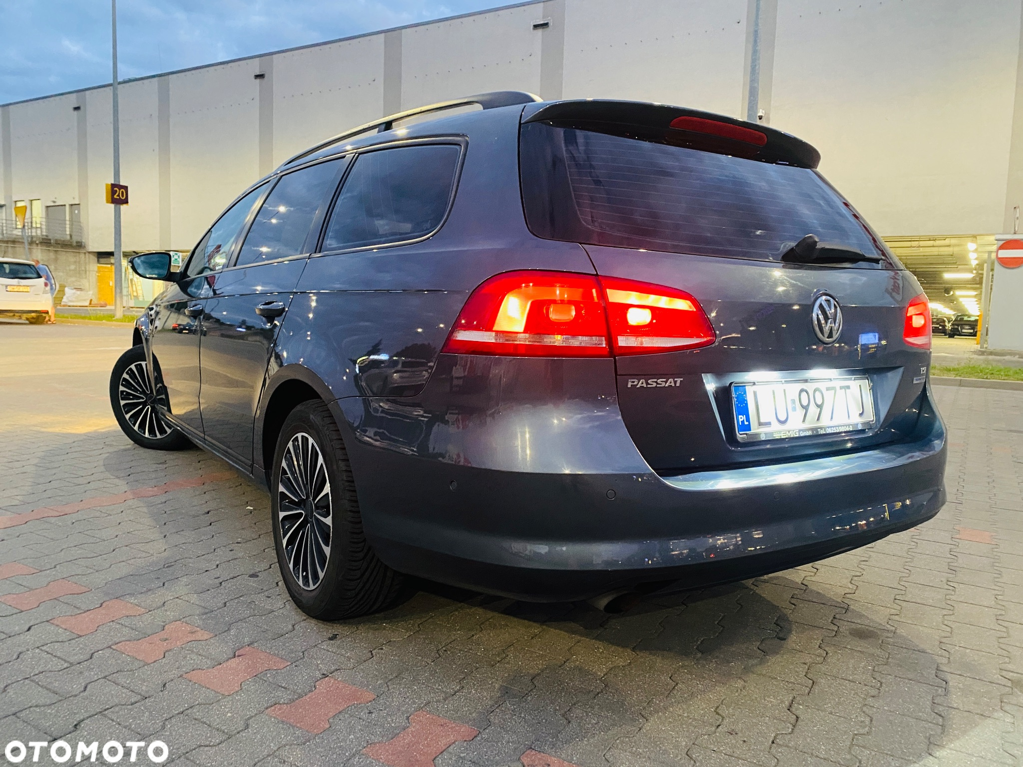 Volkswagen Passat 1.4 TSI BMT Comfortline - 2