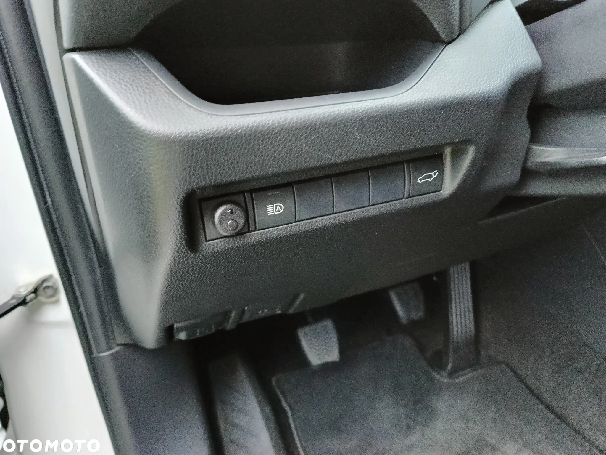 Toyota RAV4 2.0 Comfort 4x2 - 13