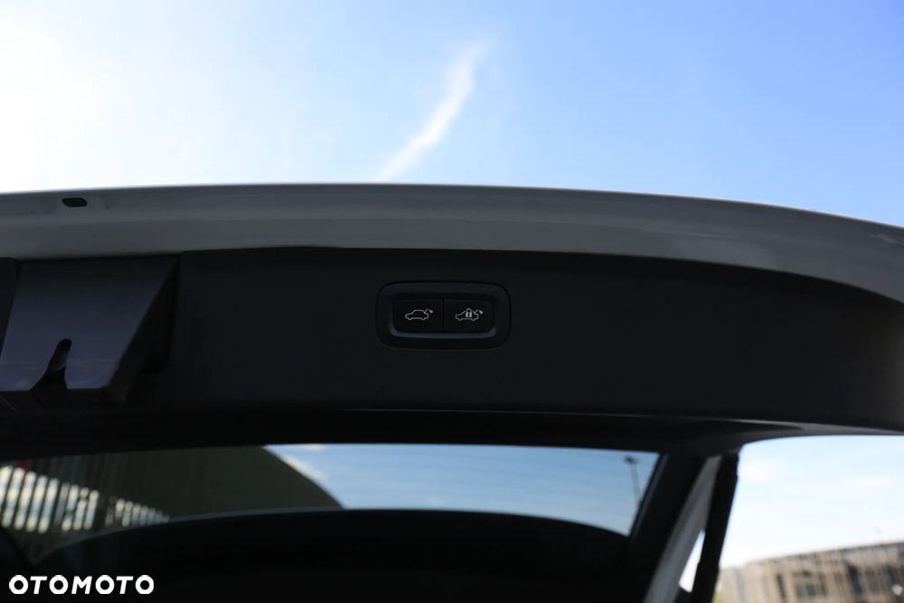 Volvo XC 90 D5 AWD Inscription 7os - 28