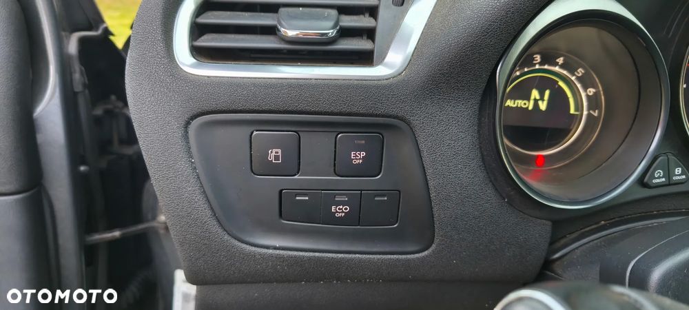 Citroën C4 1.6 e-HDi Exclusive MCP - 21