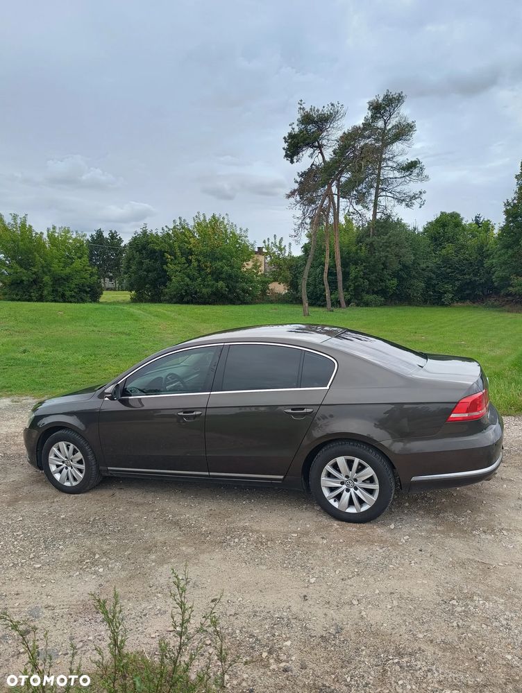 Volkswagen Passat 1.6 TDI Trendline - 10