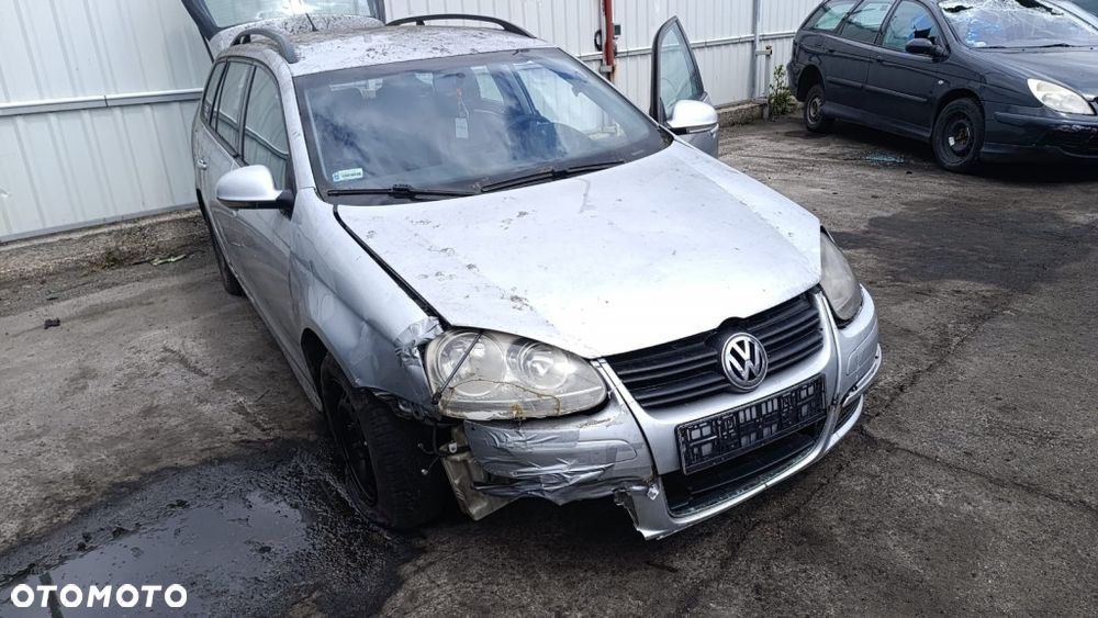 36205 VW golf V model od 03-09 silnik 1.9 TDI 105 km BLS skrzynia JCR lakier LA7W - 1