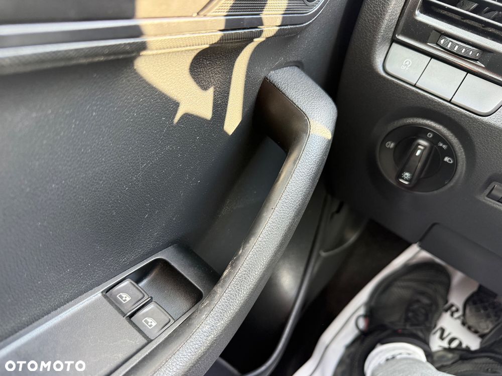 Skoda Fabia 1.0 MPI Cool Plus - 15