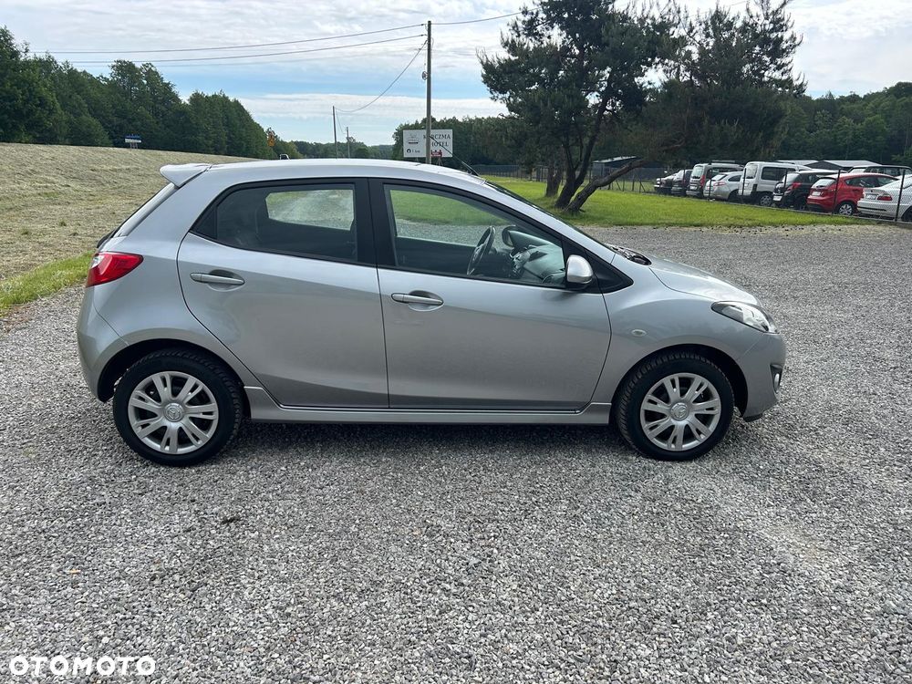 Mazda 2 - 22