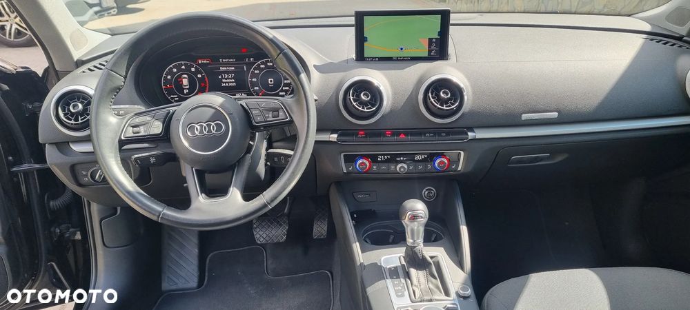 Audi A3 Sportback 1.5 TFSI S tronic - 12