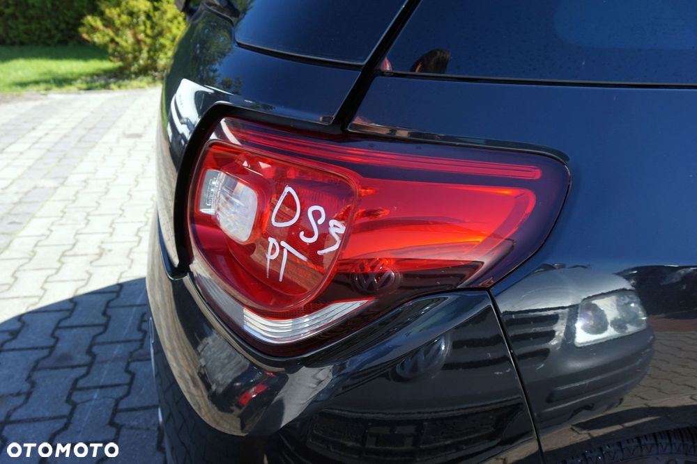 LAMPA TYLNA PRAWA DS3 I  CITROEN 2010-2014 - 3