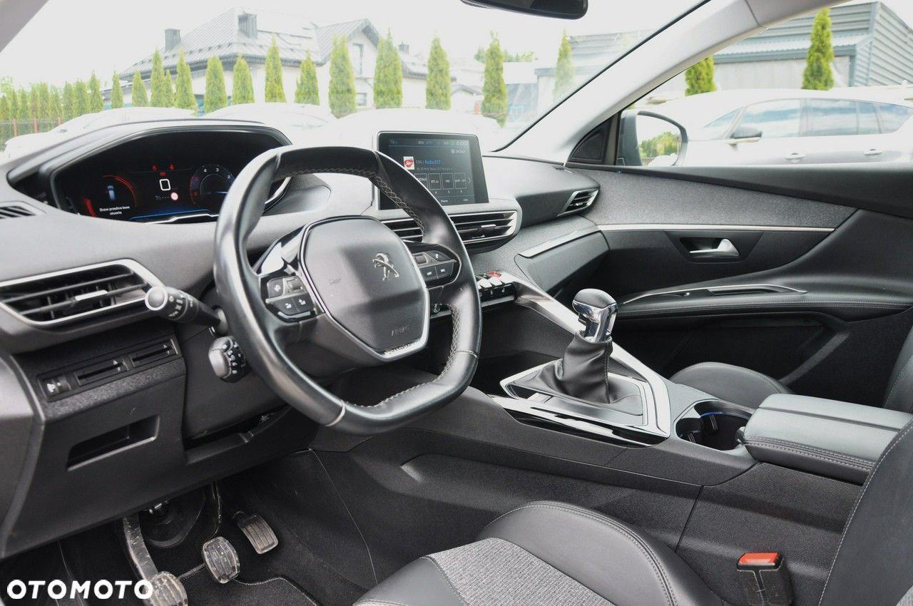 Peugeot 3008 1.5 BlueHDi Allure S&S - 10