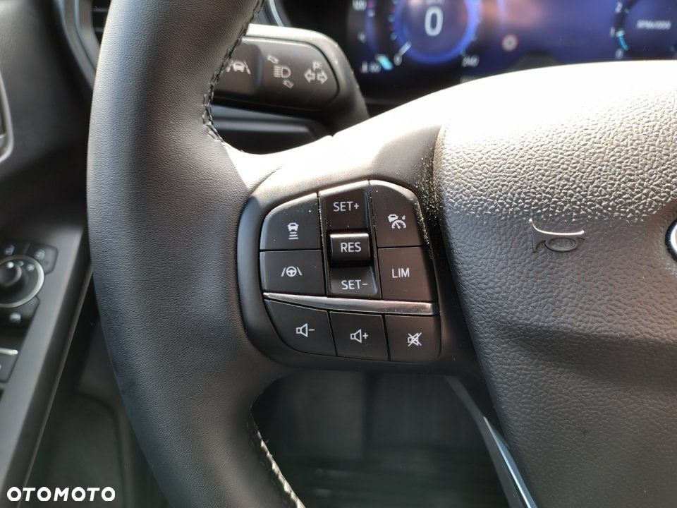 Ford Focus - 11