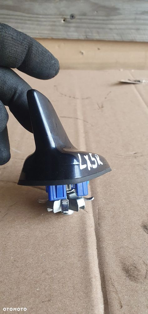 Antena dachowa radia rekin Audi A4 B8 Lift LX5R 4G0035503E - 3