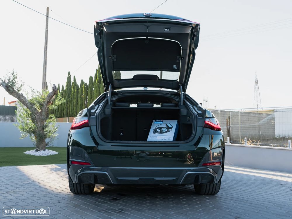 BMW i4 eDrive40 Pack Desportivo M - 35