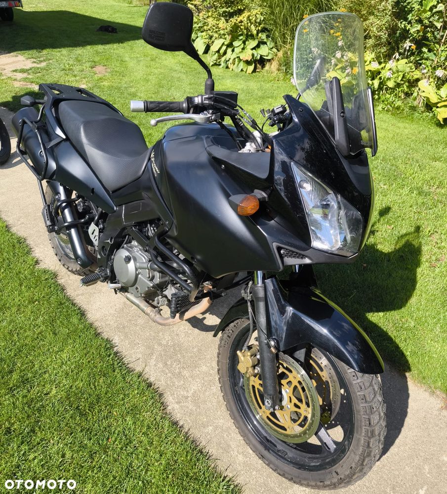 Suzuki V-STROM - 1