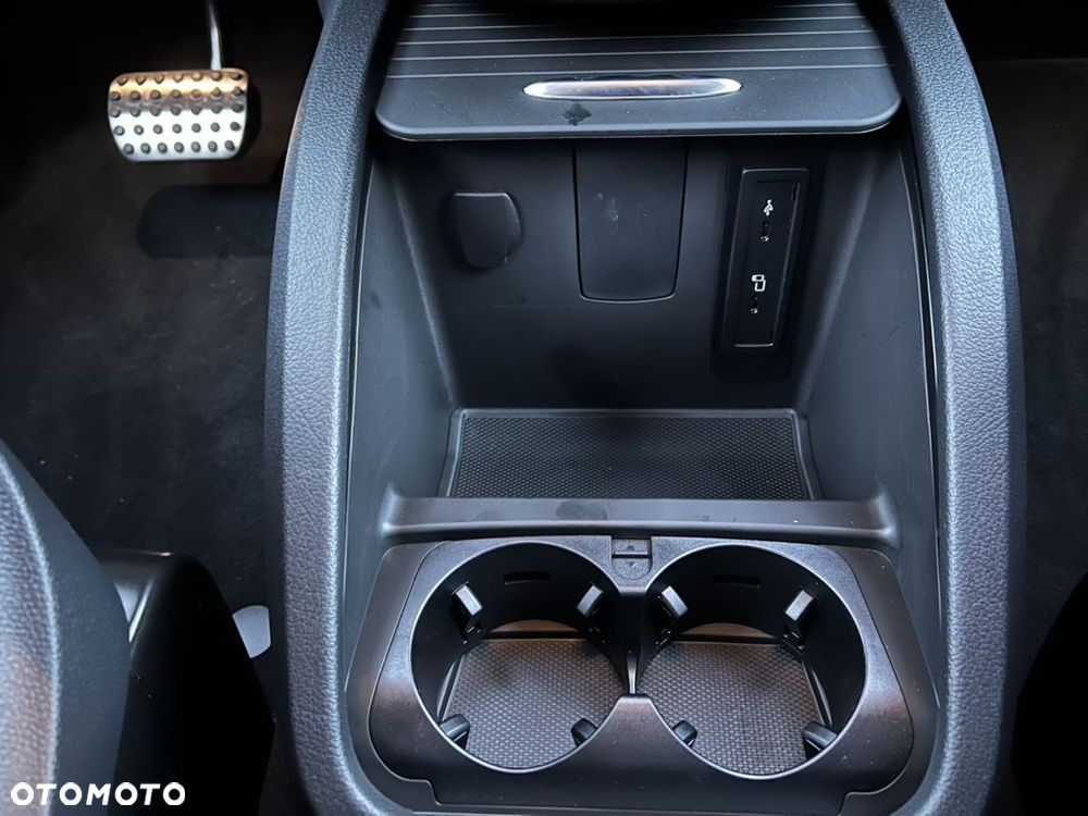Mercedes-Benz EQV 300 60kWh - 25