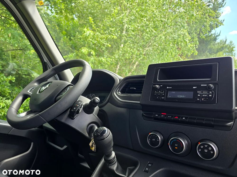 Renault Master 10 EP niski przebieg, ASO GWARANCJA ,2024r , Salon PL , bezwypadkowy , BURTO FIRANA ,poduszki pneumatyczne tylnej osi, DRZWI TYLNE - 15
