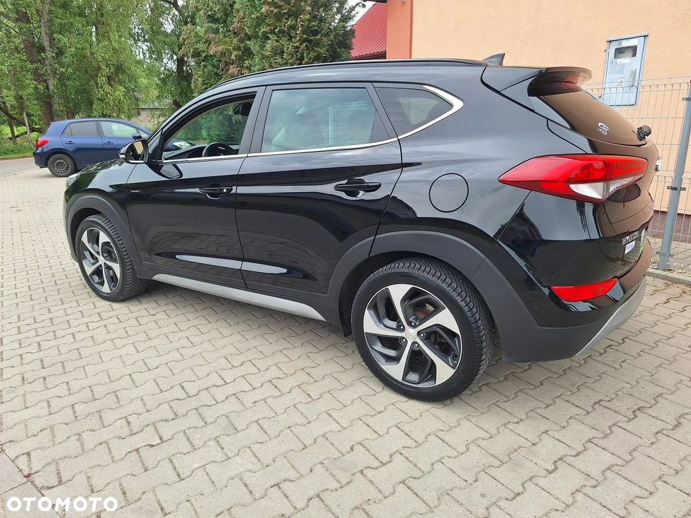 Hyundai Tucson 2.0 CRDI GO 4WD - 37