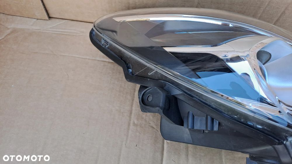 TOYOTA YARIS 3 LIFTING 2017-2020 PRAWA LAMPA SOCZEWKA LED - 5