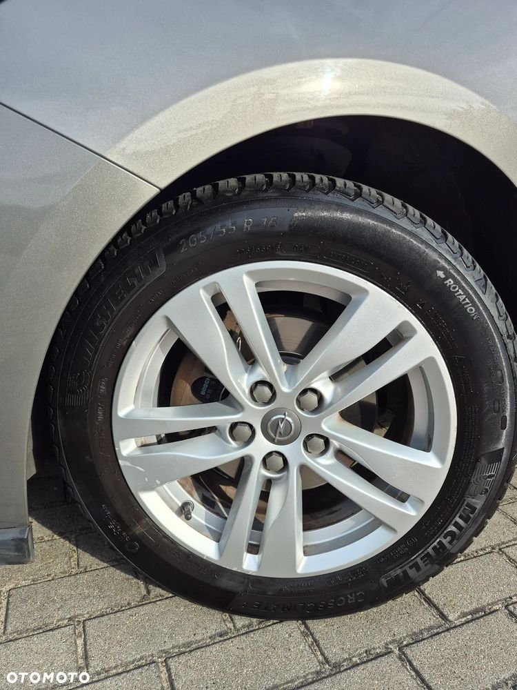 Opel Astra 1.4 Enjoy - 9