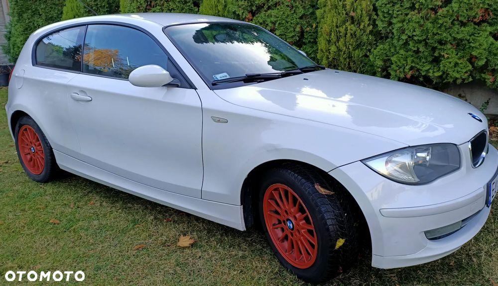 BMW Seria 1 116i - 1